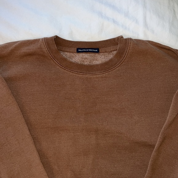 Brandy Melville Crewneck - Picture 3 of 4